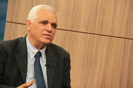 Themístocles Filho (MDB)
