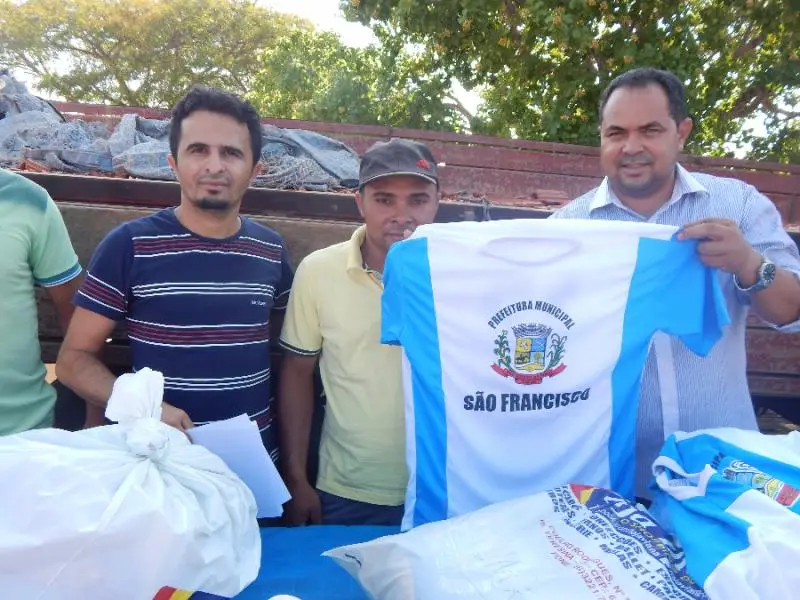 Prefeito Nilton Bacelar e comissão de arbitragem