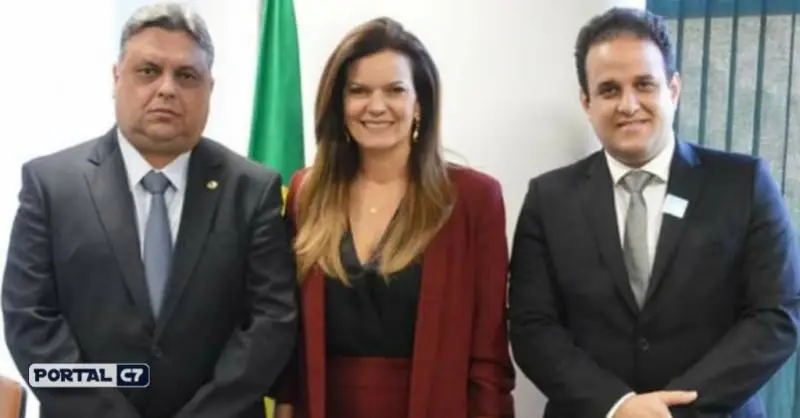 Deputado Júlio Arcoverde, Deputada Iracema Portella e Prefeito Diego Teixeira 