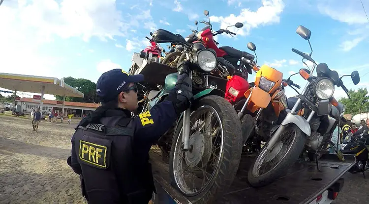 PRF apreende 180 motocicletas irregulares em dois dias no Piauí