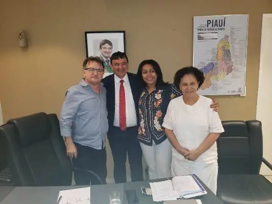 Prefeita Doquinha em audiência