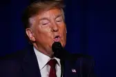 Governo de Donald Trump se diz preocupado com a Amazônia — Foto: Reuters/Bryan Woolston (Foto: G1)
