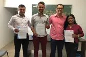 Prefeito Alan Juciê com os concursados empossados (Foto: )