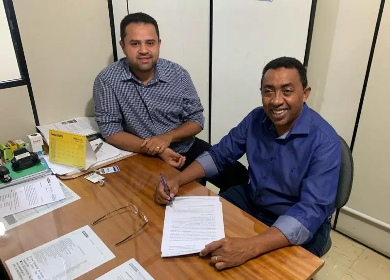 Prefeito Joel Rodrigues e vereador Akássio Sousa