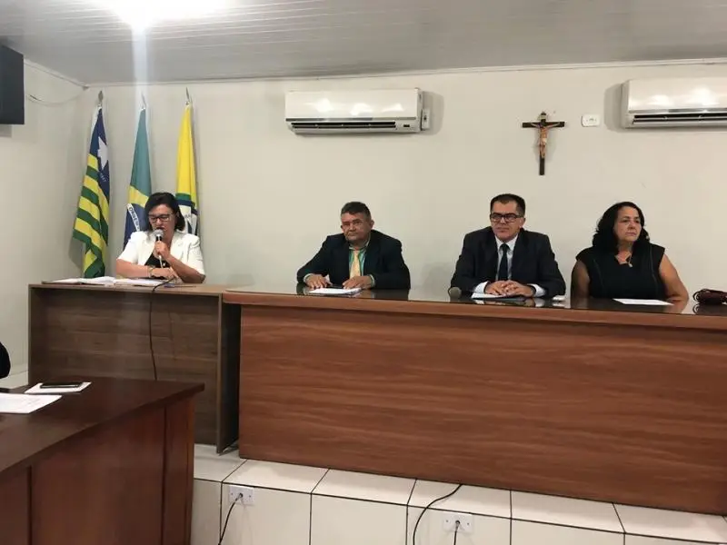 Presidente da Câmara Alan Juciê reassumindo a câmara após assumir a prefeitura de Brasileira interinamente
