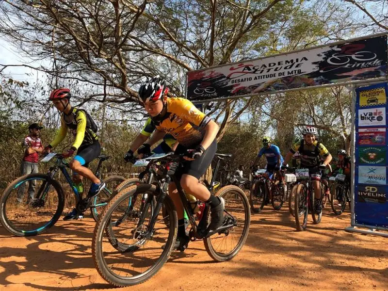 Evento ciclístico realizado pela Academia Atitude reuniu participantes da região norte do Piauí
