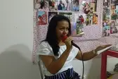 Prefeita Doquinha fazendo o último pronunciamento de 2017 na Rádio Luzes FM (Foto: Ascom)