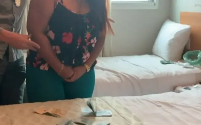 Mulher foi presa por realizar abortos em quartos de hotel. - Foto: Reprodução/Globo