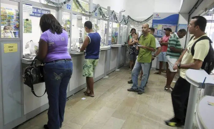 asa lotérica no RJ - Fabiano Rocha / Agência O Globo