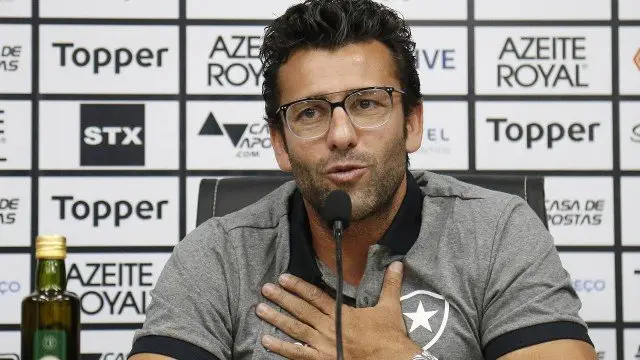Técnico Alberto Valentim - Foto: Vitor Silva / Divulgação Botafogo