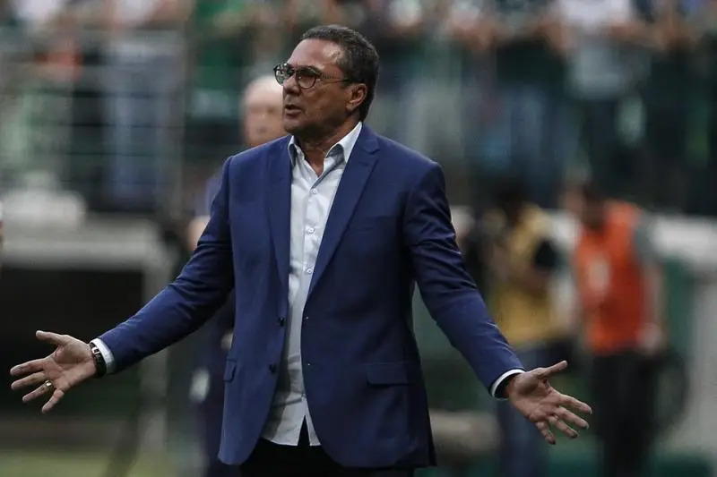 Vanderlei Luxemburgo - Foto: MIGUEL SCHINCARIOL/GETTY IMAGES
