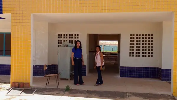 Prefeita Doquinha visitando a creche 
