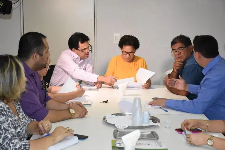 A proposta é da governadora em exercício Regina Sousa.