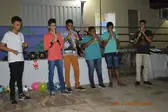 Jovens tocando flautas (Foto: Ascom)