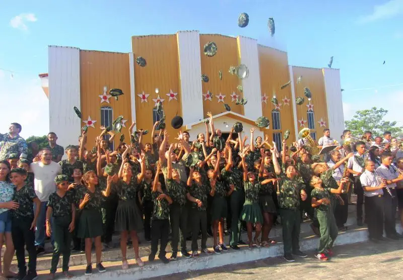 Pelotão Mirim Municipal de São João do Arraial (Foto: Leônidas Silva)
