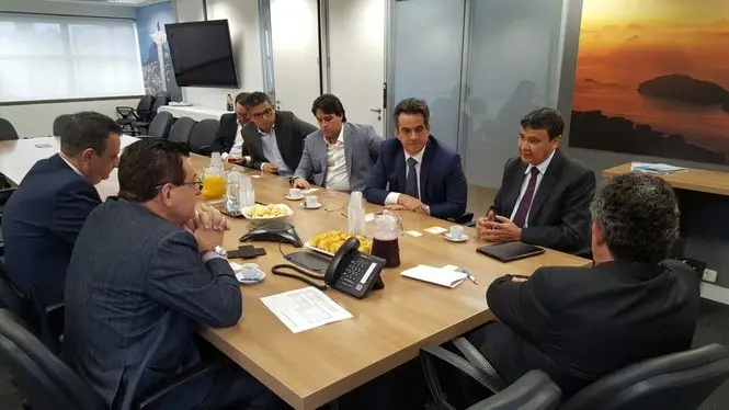 Governador discute projeto que inclui Teresina e Serra da Capivara na Roda das Emoções