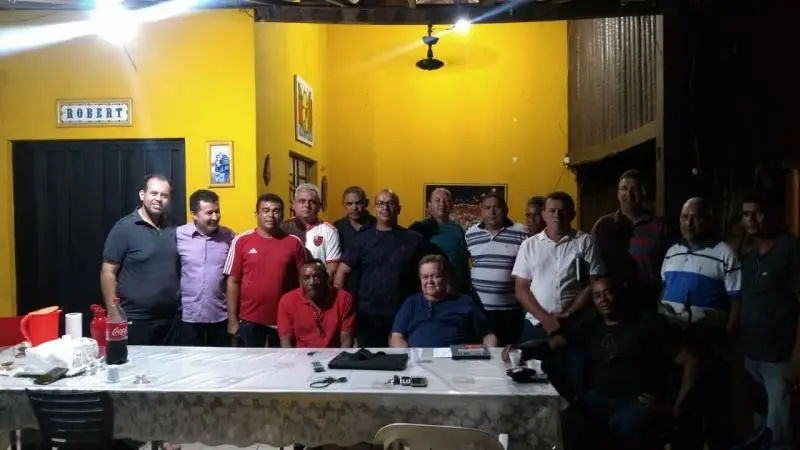 Robert Freitas e lideranças politicas em sua residência