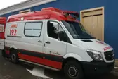 Ambulância na sede do Palácio Municipal (Foto: Com informações do Sávio Lages )
