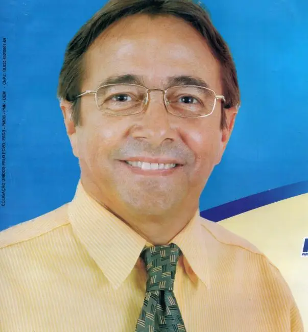 Médico Veterinário Chico Amado