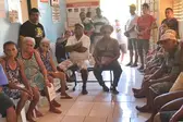  Equipe de saúde de São Pedro realiza  roda de conversa a respeito de alimentação no  Povoado Brejo  (Foto: Prefeitura)