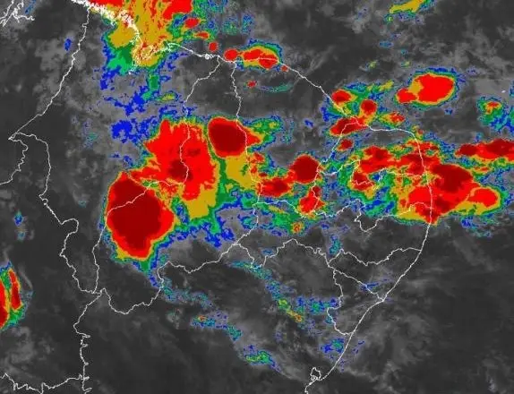 A Defesa Civil emitiu alerta para 140 municípios piauienses (Imagem: Reprodução / TV Clube)
