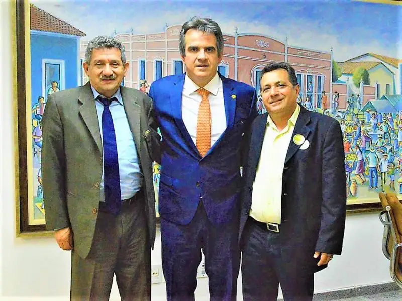 Senador Ciro Nogueira e o Prefeito Genival Bezerra.