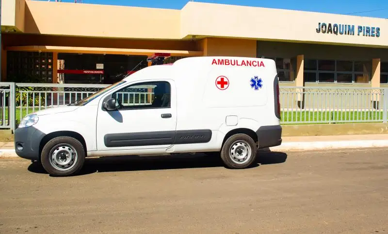 Nova ambulância para enfrentamento da COVID-19.
