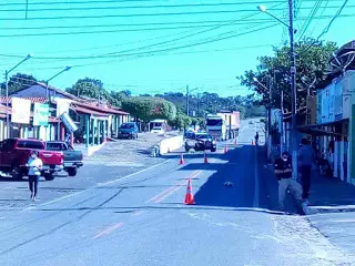 Momento da interdição da BR 343 em Brasileira