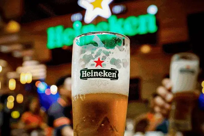 Heineken: a empresa abriu sua seleção para vagas de estágio (Kham/Reuters)