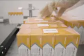 Números da pandemia: Brasil registra mais de 900 novas mortes por Covid-19 após atualização de dados atrasados (Foto: )