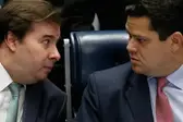 O Supremo Tribunal Federal (STF) decidiu por maioria, em plenário virtual, que os atuais presidentes da Câmara e do Senado, Rodrigo Maia (DEM-RJ) e Davi Alcolumbre (DEM-AP), não podem se candidatar à reeleição para os postos em 2021 (Foto: G1)