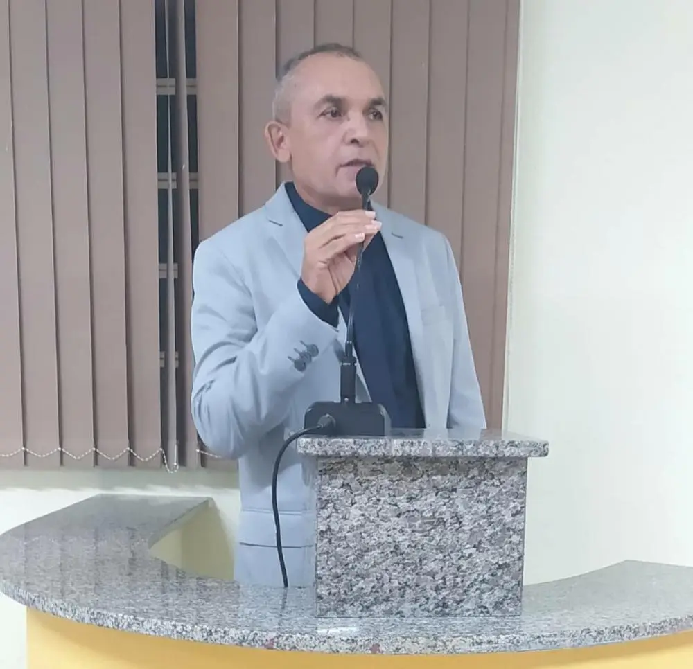 Vereador Zé do Povo em discurso de posse na Câmara Municipal