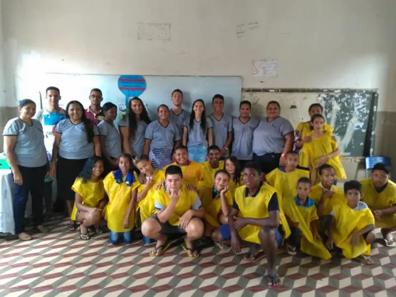 Orientadores e facilitadores e Alunos do  Novo Mais Educação