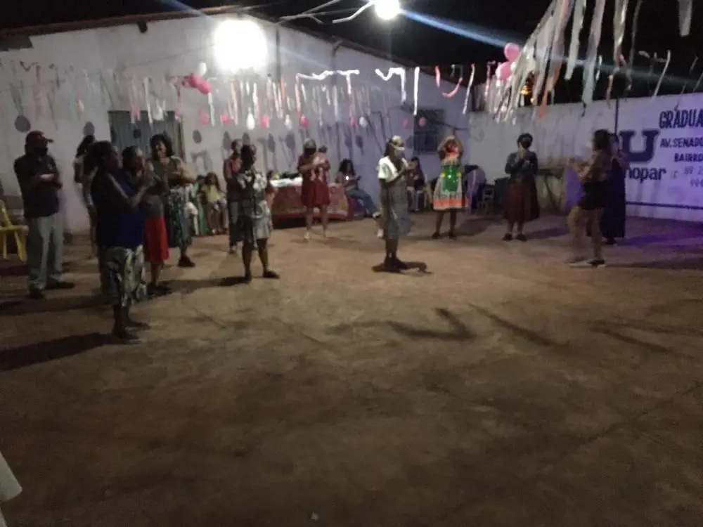 Confraternização na serra dos Pinheiros 