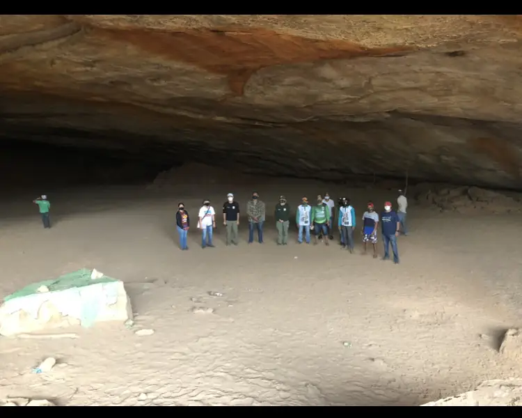 Caverna Gigante em São João da Canabrava PI