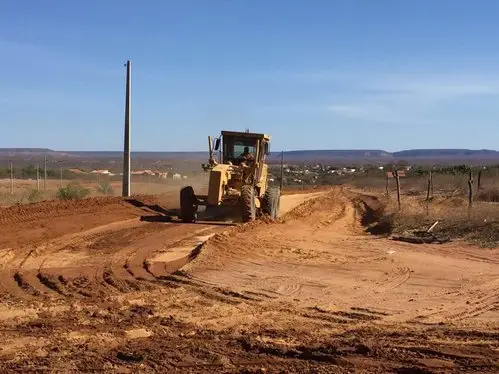 Pavimentação da Avenida das Ingazeiras em São Raimundo Nonato