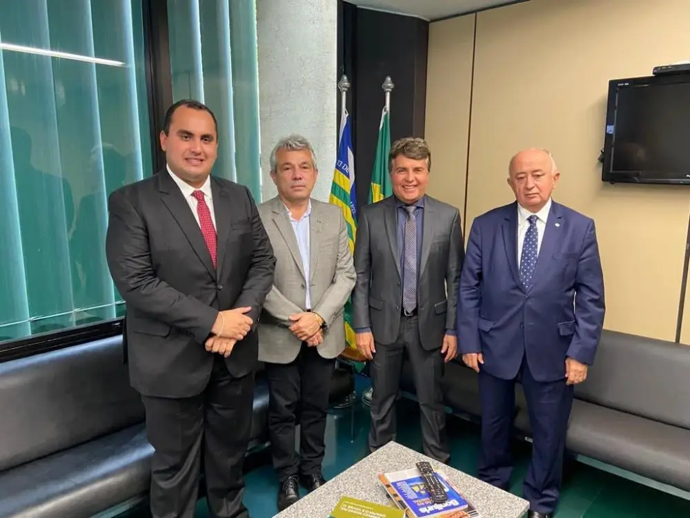 Deputado Estadual Georgiano Neto (PSD Piauí), prefeito de Barras, Edilson Sérvulo (Capote), do PSD, prefeito João Luiz de Monsenhor Gil, PSD e deputado federal Júlio Cesar, PSD Piauí.