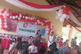 Secretária Rosinha Lima, fala para as mães de alunos na Escola Municipal Dirceu Mendes Arcoverde, na localidade Santa Maria (Foto: )