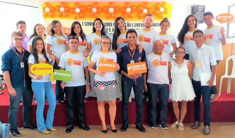 Equipe da Secretaria de Assistência Social, CRAS e Vision Consultoria.