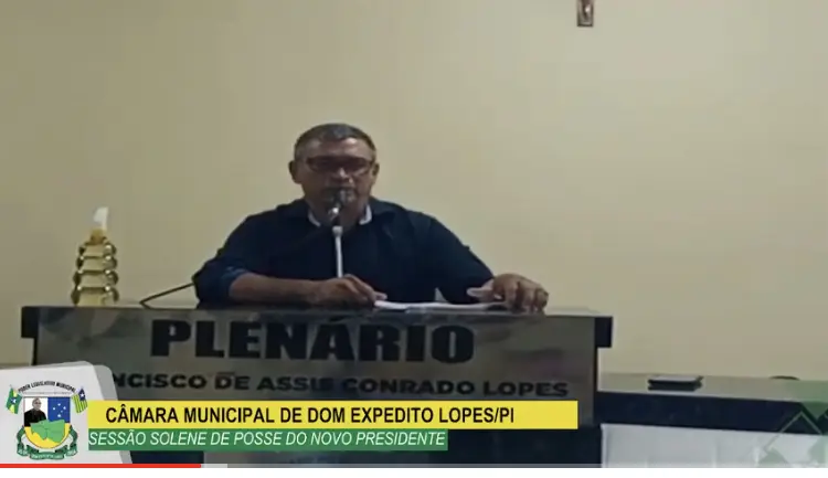 Vereador Lopes é apossado presidente da câmara 
