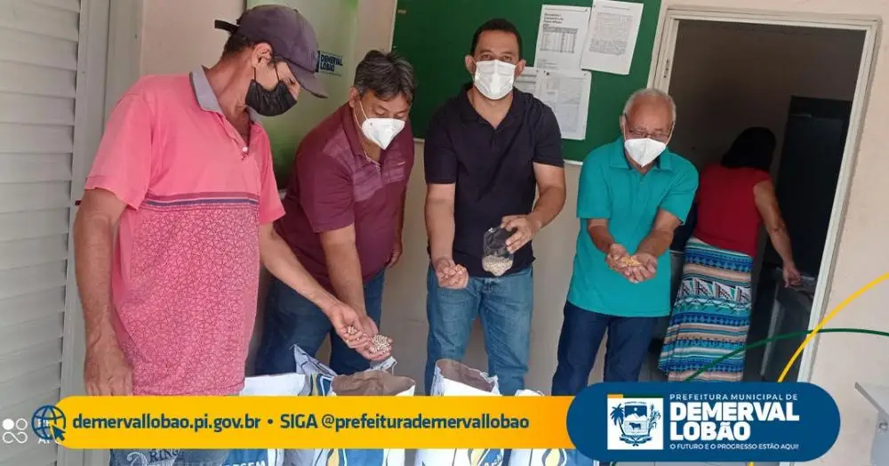 Entrega de sementes - Demerval Lobão