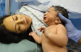 Parto de bebê (Foto: Com informações da Agência Câmara de notícias )