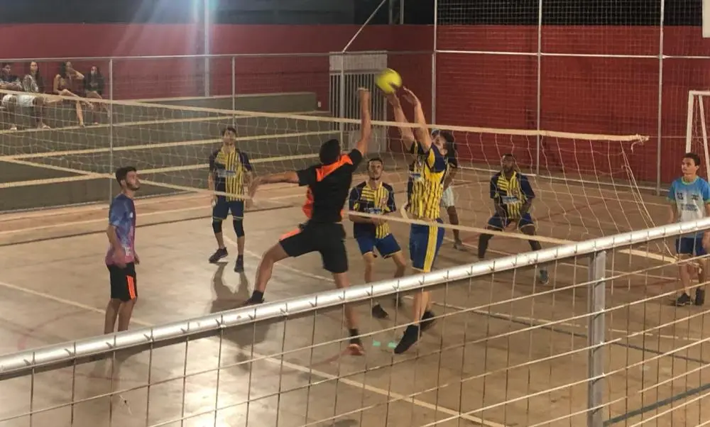 Torneio de vôlei