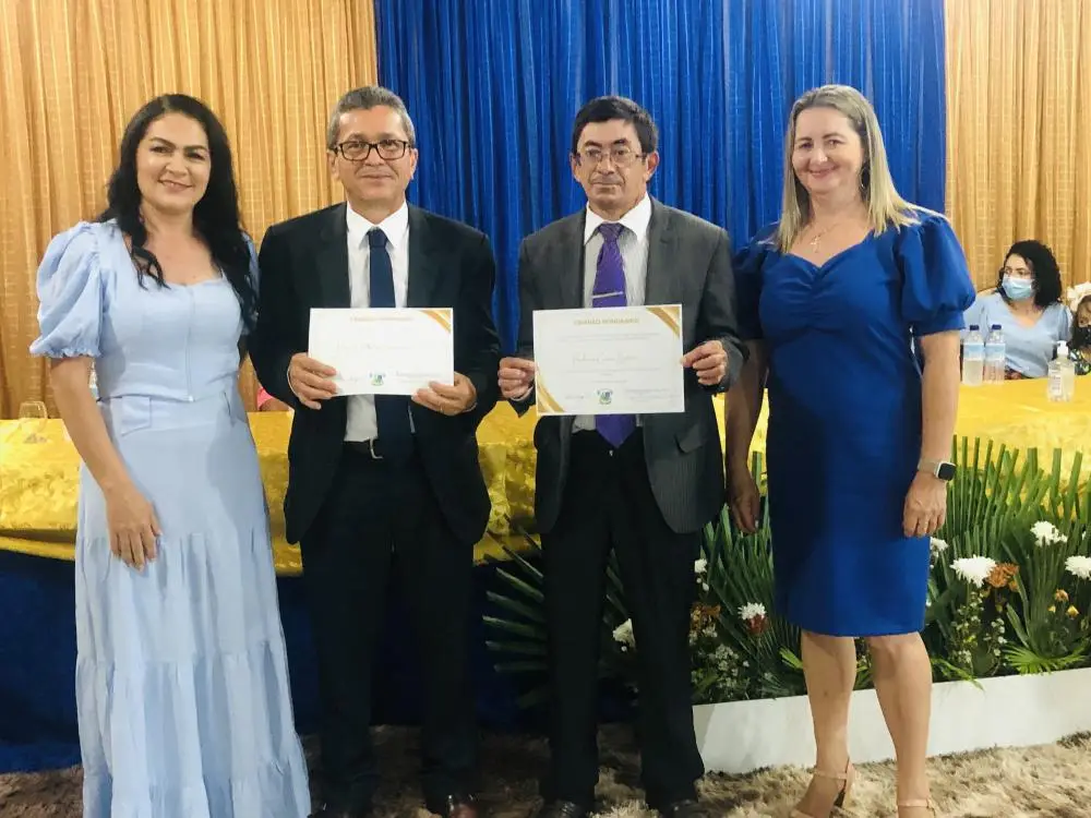 Entrega de Títulos de Cidadão