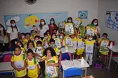 Prefeitura de Bom Jesus entrega Kits de Material escolar  (Foto: )