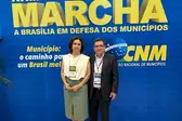 Prefeito Genival Bezerra (PT) acompanhado da Primeira-Dama Lêda Maria (Foto: )