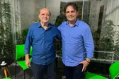 Sílvio Mendes e o prefeito de José de Freitas-PI, Roger Linhares durante encontro em Teresina-PI. (Foto: Saraiva Gonçalves)
