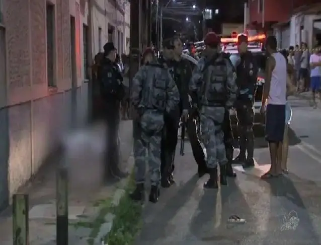 Local onde a menina foi morta em Fortaleza (Crédito: TV Verdes Mares)