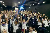 O projeto acontece em uma carreta adaptada e transformada em uma sala de cinema Fotos9Ascom/FMC) (Foto: )