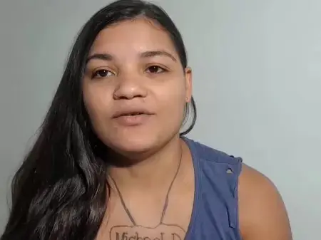 Atriz pornô - Ester Caroline/ reprodução 